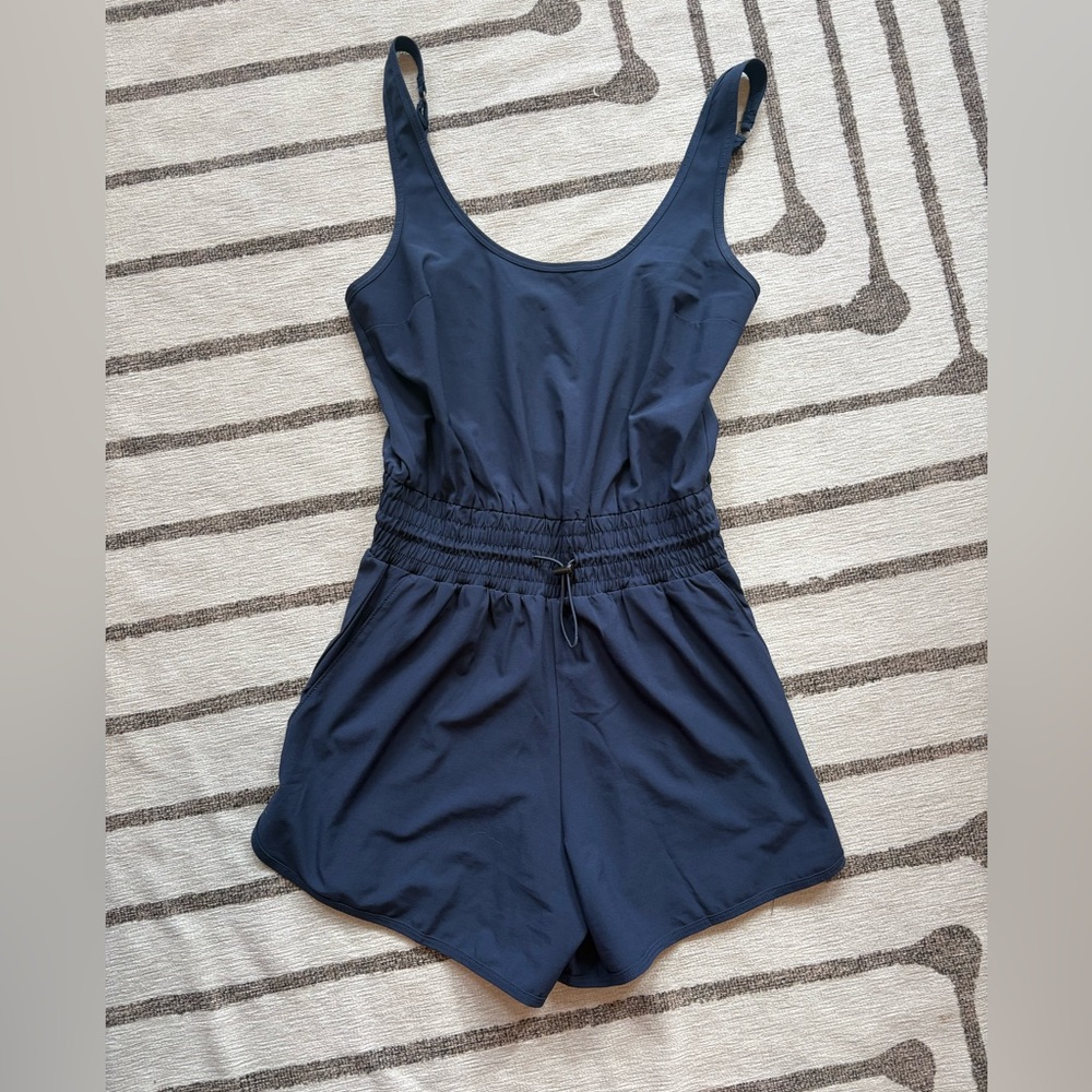 Abercrombie & Fitch Traveler Romper | Size XS - Picture 2 of 3